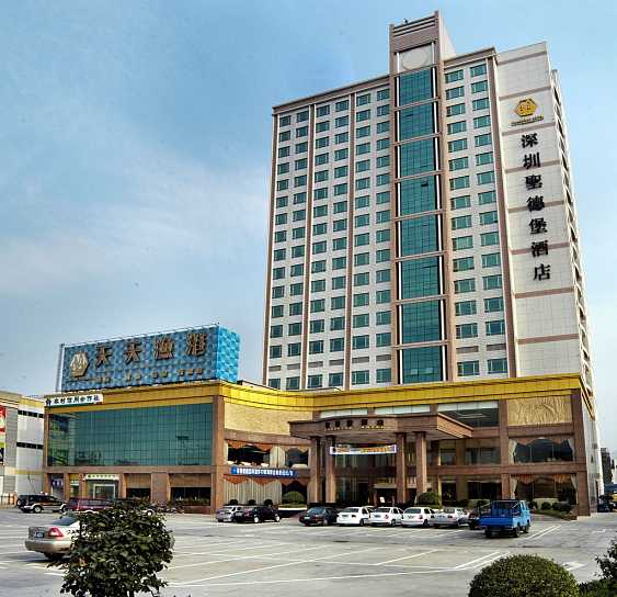 深圳圣德堡酒店是 60000 風(fēng)量油煙凈化器